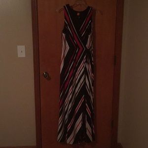 White House black market maxi